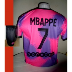 Mbappé voetbalset uit kleur...