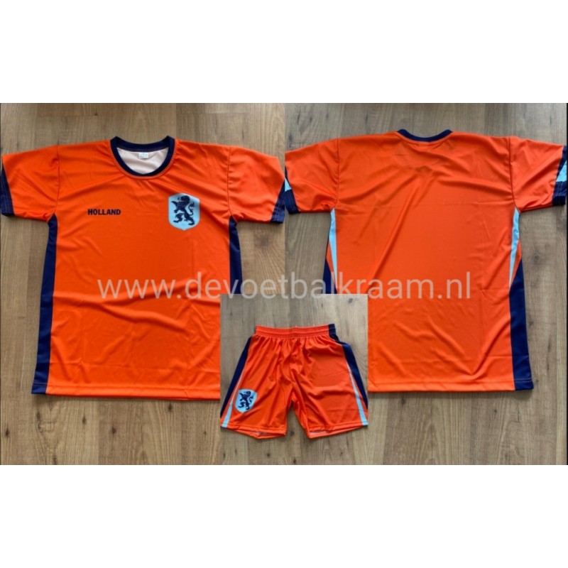 NEDERLANDS ELFTAL VOETBAL TENUE  BLANCO ORANJE  2024