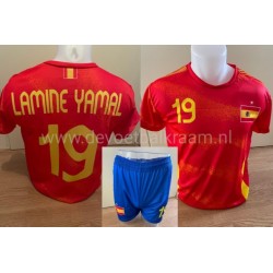 Lamine YAMAL voetbal tenue...