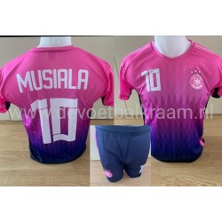 MUSIALA JAMAL duits elftal...