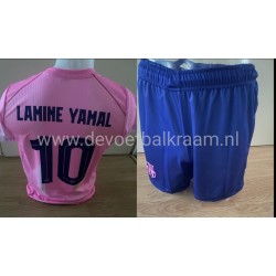 NIEUW LAMINE YAMAL uit...