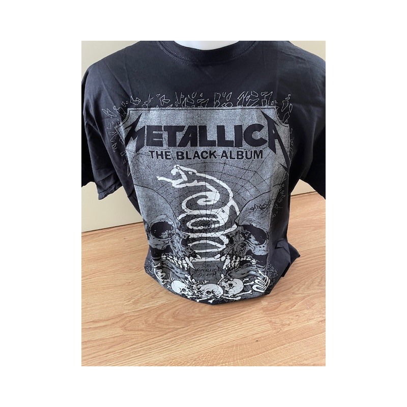 metalica shirt The Black Album