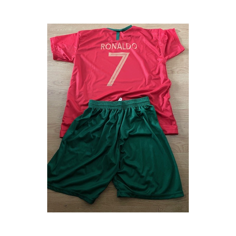 Ronaldo Portugal voetbalset (shirt + broekje)