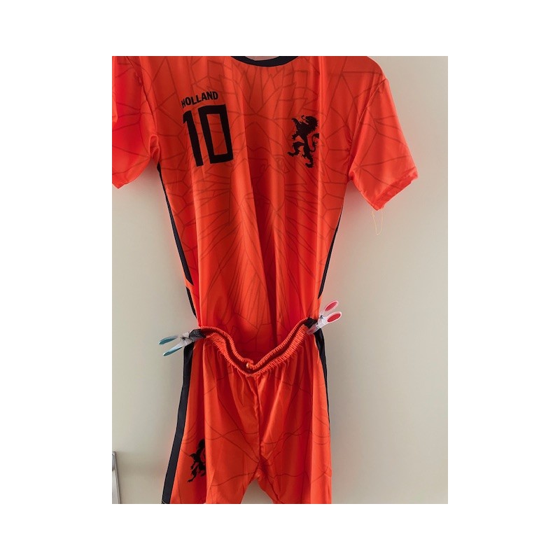 OPRUIMING  MEMPHIS DEPAY  VOETBAL TENUE ORANJE  LEEUW  2024